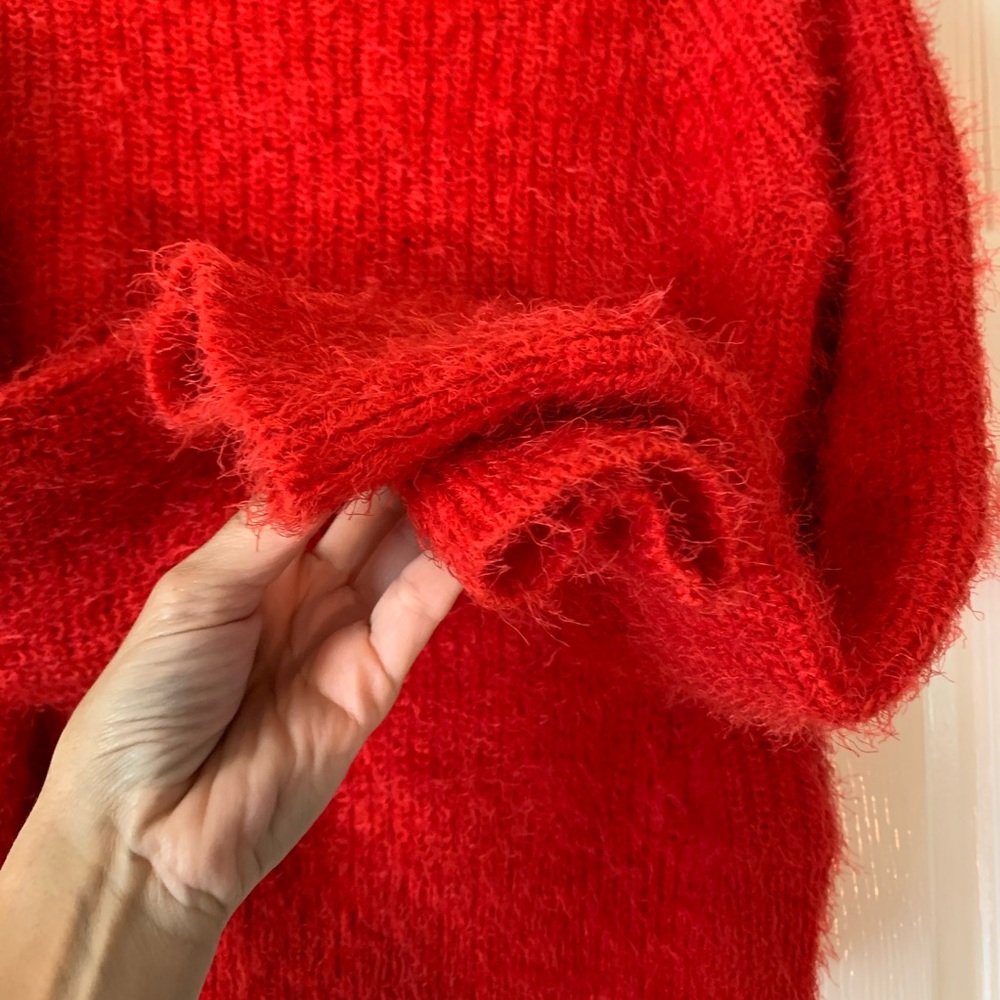 Pink Rose vibrant Red fuzzy sweater soft roll up sleeves - Picture 2 of 6